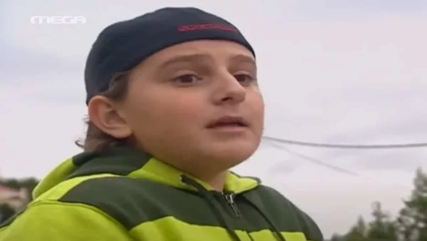 Δοκιμάστηκε στην ηθοποιία αλλά δεν του βγήκε - Ψηλός και με μούσια ο Μιχαλάκης από τους ''Λατρεμένους μου γείτονες''