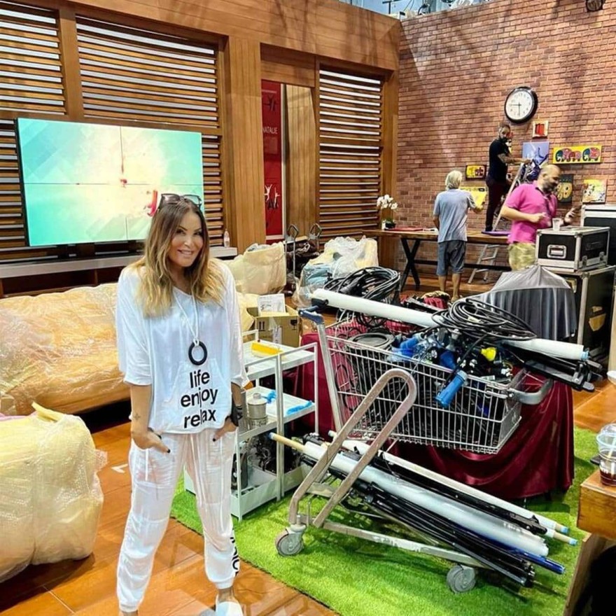 Το πλάνο της Ναταλίας Γερμανού από το πλατό του Καλύτερα δεν γίνεται