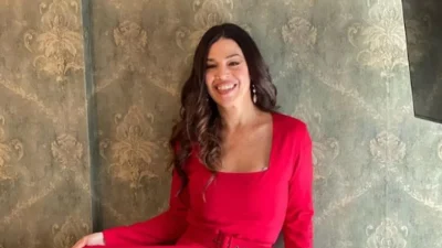 Πανύψηλη με πόδια γαζέλας - Σαν μοντέλο η 19χρονη κόρη της Ναταλίας Δραγούμη