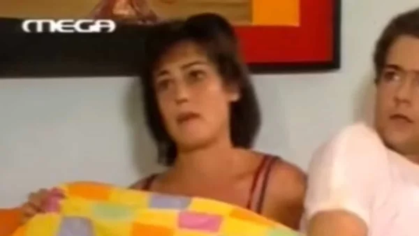 Με καστανό σγουρό μαλλί και πλατύ χαμόγελο - Γυναικάρα παραμένει μέχρι σήμερα η Ναταλίτσα από το 50 - 50