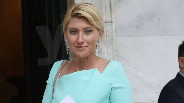 Αποκαλύφθηκε ο κρυφός θαυμαστής της Σίας Κοσιώνη στο πλατό του κεντρικού δελτίου στο ΣΚΑΪ