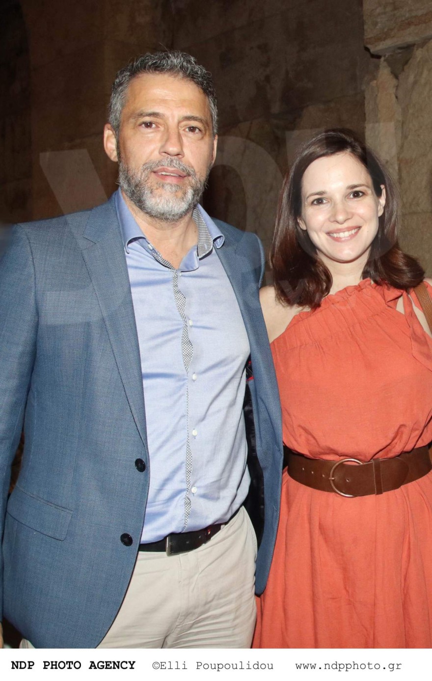 Αποκλειστική φωτογραφία της Δημητροπούλου με τον σύζυγο