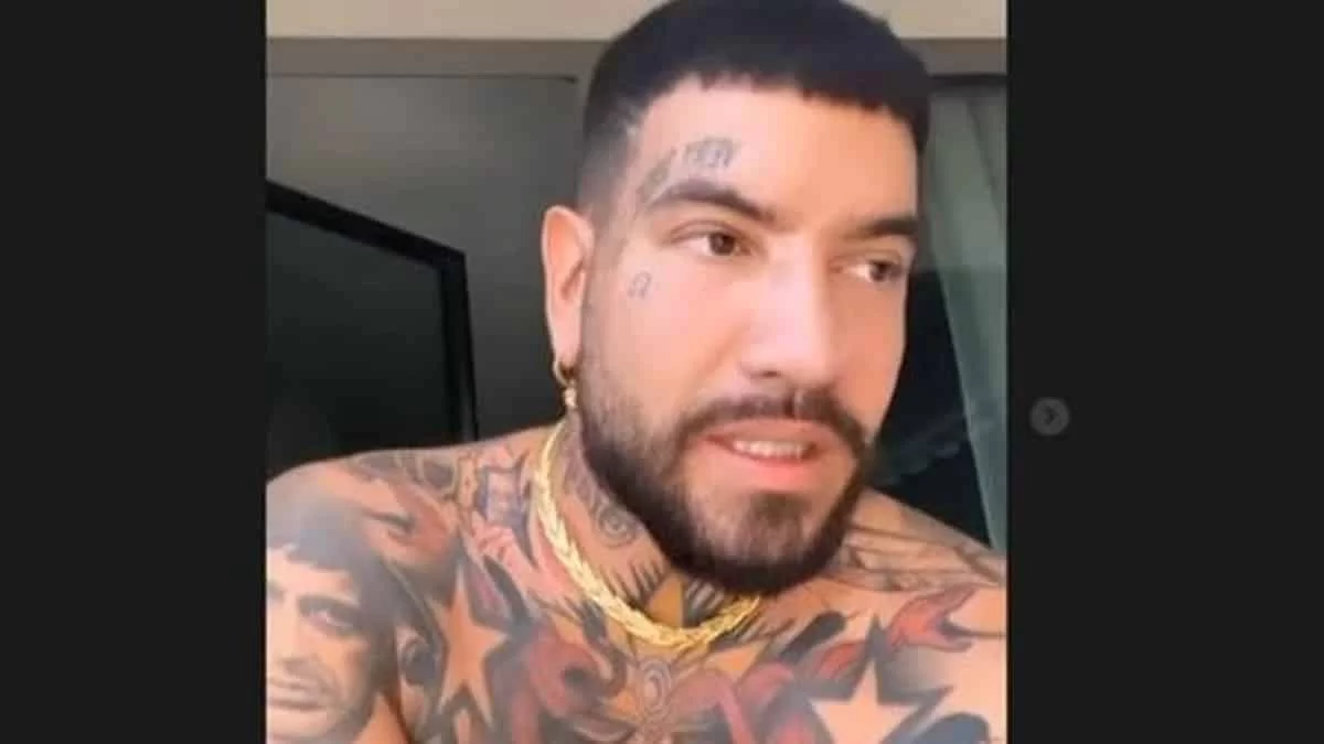 «Άρχισε να παίζει κλωτσιές και μπουνιές» - Ασύλληπτες αποκαλύψεις για τον Snik στο live του