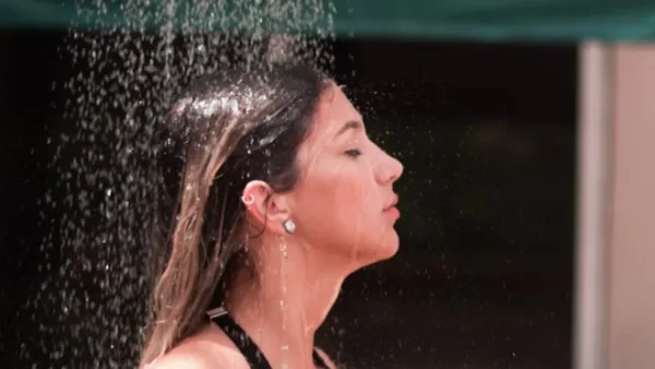 Ρίξε στο σαμπουάν σου λίγη μαγειρική σόδα - Θα δεις μέσα σε μερικές μέρες τα μαλλιά σου να..