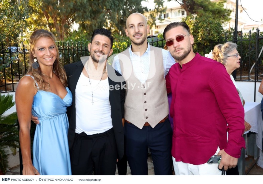 Πολλοί συμπαίκτες της Σταυρούλας Χρυσαέιδη παρόντες στο γάμο
