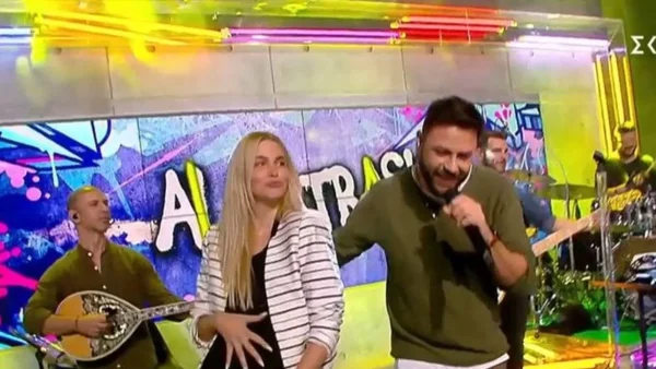 Μπήκε με την κοιλιά τούρλα στο «Καλό μεσημεράκι» και τους άφησε όλους άφωνους - Η έκπληξη της Βάλιας Χατζηθεοδώρου στον Πέτρο Πυλαρινό