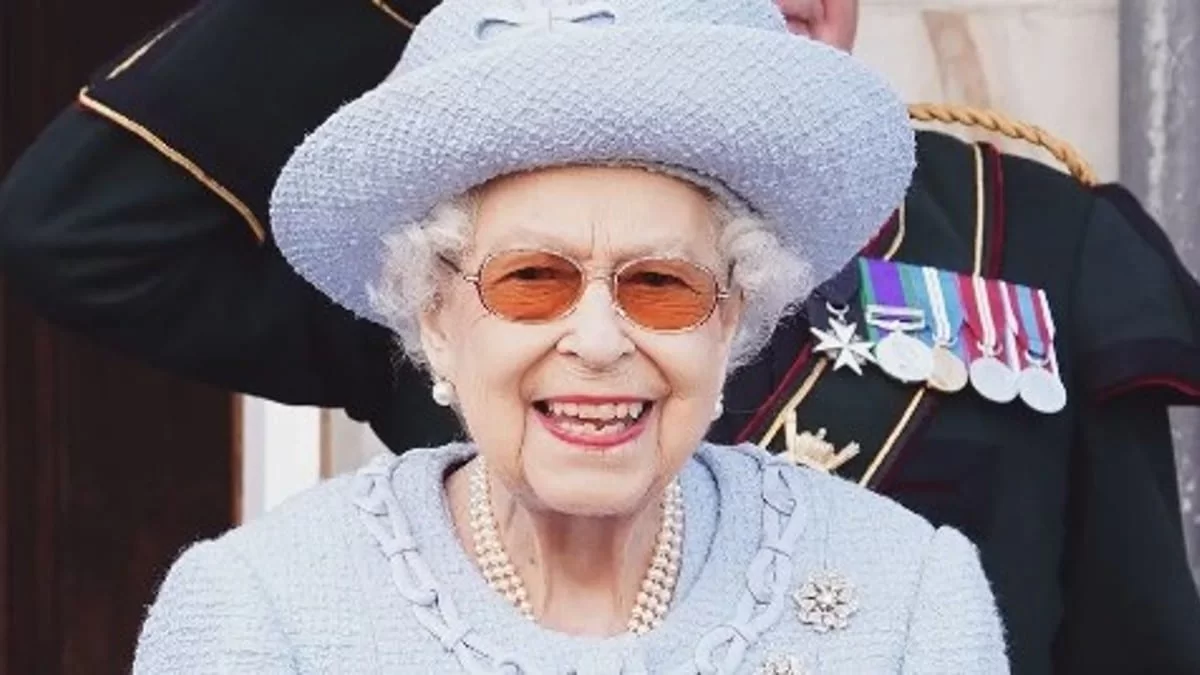 Θάνατος Βασίλισσας: Ηχηρή απουσία εν μέσω πένθους από το κάστρο Μπαλμόραλ στην Σκωτία