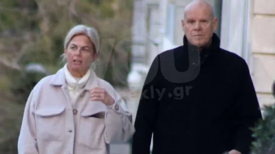 Στα 43 της για σερφ με καυτό ολόσωμο - Νέες φωτογραφίες της Χριστίνας Κοντοβά από την Λήμνο