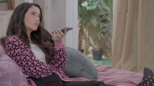 Η δική μας οικογένεια 21/10: Ένα βήμα πριν καταλάβει ο Διονύσης το μυστικό της Αγγελικής - Θα αναγκαστεί να...