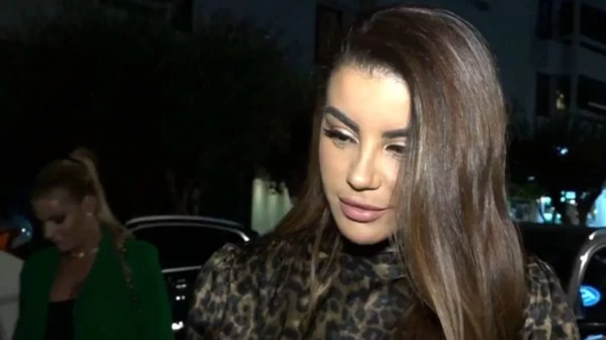 «Ισχύει ότι...» - Όλη η αλήθεια για την παρουσίαση των backstage του The Voice από την Ειρήνη Παπαδοπούλου