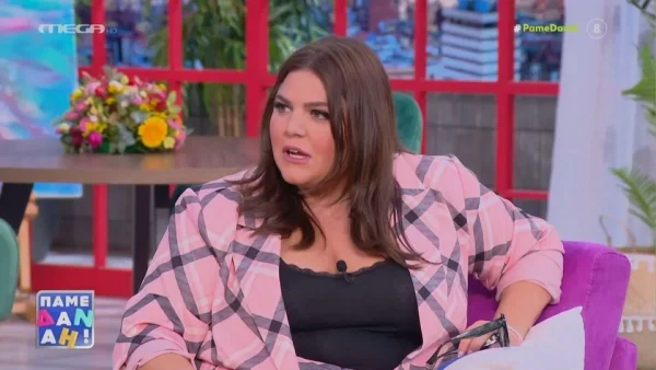 «Το κορίτσι είχε διαγωνιστεί σε ένα από τα ριάλιτι» - Η Δανάη Μπάρκα αποκάλυψε δημόσια για την γυναίκα που την παρακολουθούσε