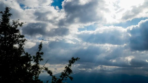 Αίθριος ο καιρός σήμερα 22/10 - Μέχρι πόσους βαθμούς θα φτάσει η θερμοκρασία