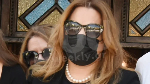 Δέσποινα Μοιραράκη: Χαμογελά ξανά 3 μήνες μετά το θάνατο του συζύγου της, Γιάννη Κοντούλη