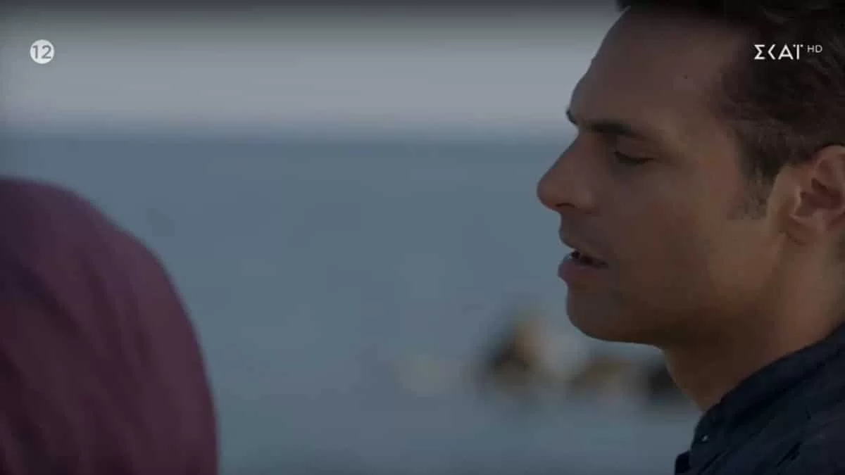 Γλυκάνισος: Ένα βήμα πριν το θάνατο ο Στρατής -  Το αυτοκίνητο βρίσκεται λίγο πριν τον γκρεμό.