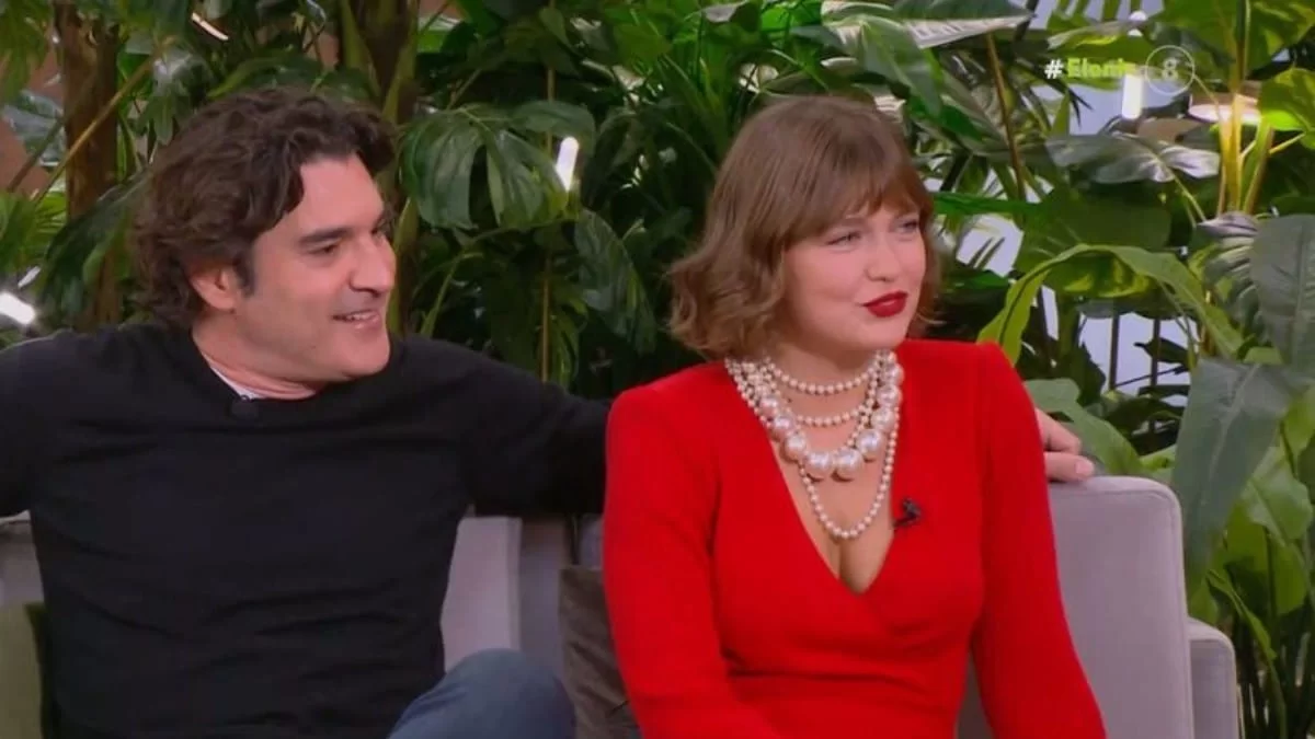 «Είχαμε αφήσει κάποιες σκηνές λίγο γυμνούλες...» - Το ζευγάρι του Maestro, Ανδριολάτου και Παπακαλιάτης σοκάρουν με τις αποκαλύψεις για τα γυρίσματα