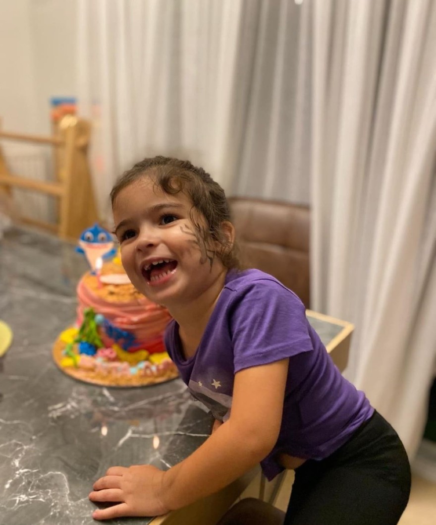 Ελένη Χατζίδου κόρη