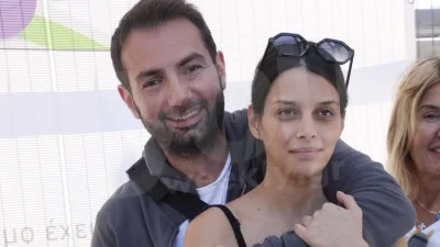 Τρισευτυχισμένη μαμά η Άννα Μπεζάν - Η φωτογραφία που δημοσίευσε με τον Δημήτρη Παππά και την νεογέννητη κορούλα τους