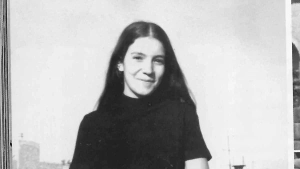 Σήμερα είναι 66 χρονών: Το κοριτσάκι της φωτογραφίας είναι πασίγνωστη Ελληνίδα ηθοποιός