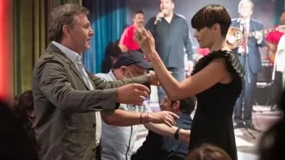 Τα νούμερα:  Οι «Ψίθυροι καρδιάς» ζωντάνεψαν 25 χρόνια μετά και "γκρέμισαν" το Twitter - «Τρελανέ μας»