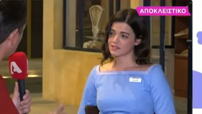 «Μου ήταν δύσκολο να πάω στο γύρισμα» - Οι πρώτες δηλώσεις της Τζένης Καζάκου μετά τον θάνατο του παππού της, Κώστα