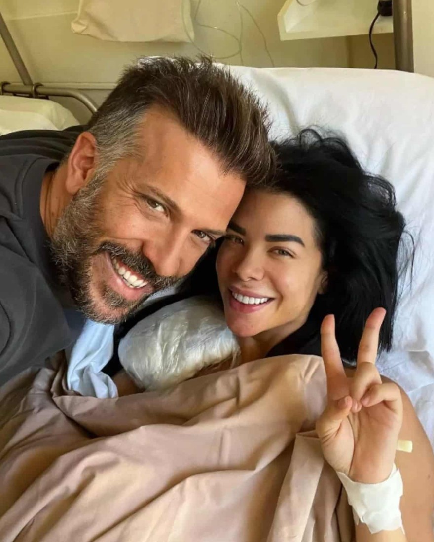 Οι φωτογραφίες της Τζο Λαζοπούλου μέσα από το νοσοκομείο