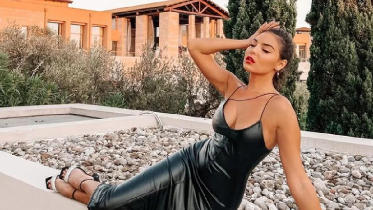 Αδιανόητο! Μία άλλη η Βρισηίδα Ανδριώτου - Με μακρύ καρέ και κατάξανθο μαλλί