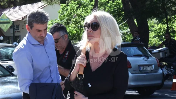 «Πλήρωνα ακόμη και τα ενοίκια» - Ξέσπασε η Ρούλα Κορομηλά κατά της Κιβωτού του Κόσμου