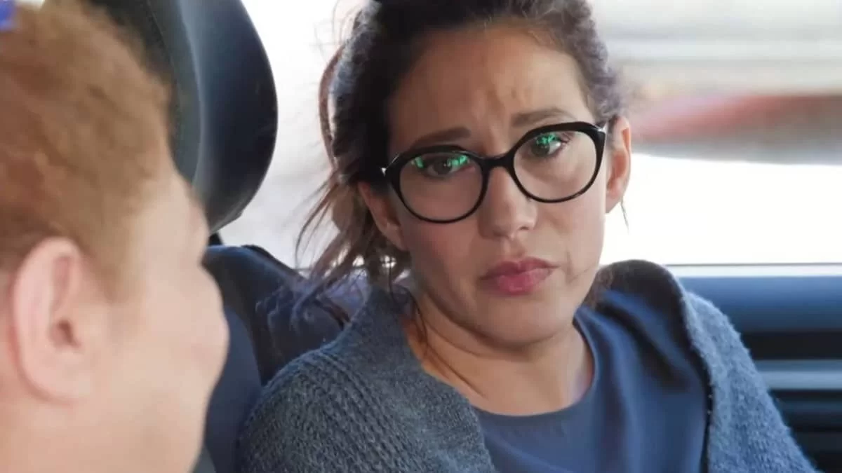 Η δική μας οικογένεια (21/11): Η Αγγελική αποκαλύπτει την σχέση της με τον Διονύση