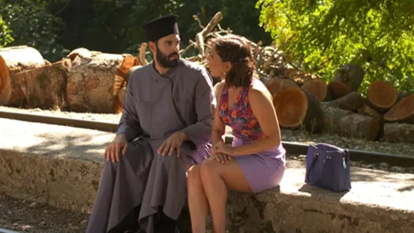 Χαιρέτα μου τον πλάτανο (30/11): Η Βαλέρια καταλήγει να ομολογεί τον έρωτα της για τον παπά