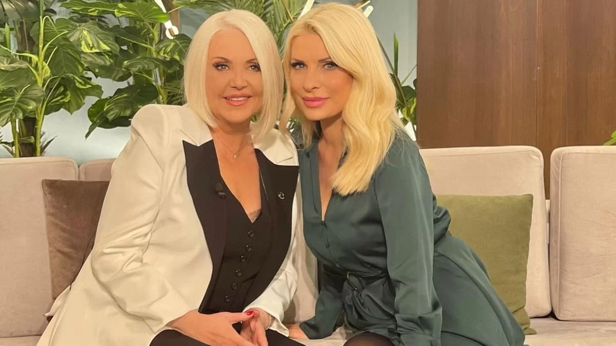 Ήταν μία και μία - Οι 6 τηλεοπτικές συναντήσεις της Ρούλας Κορομηλά με την Ελένη Μενεγάκη