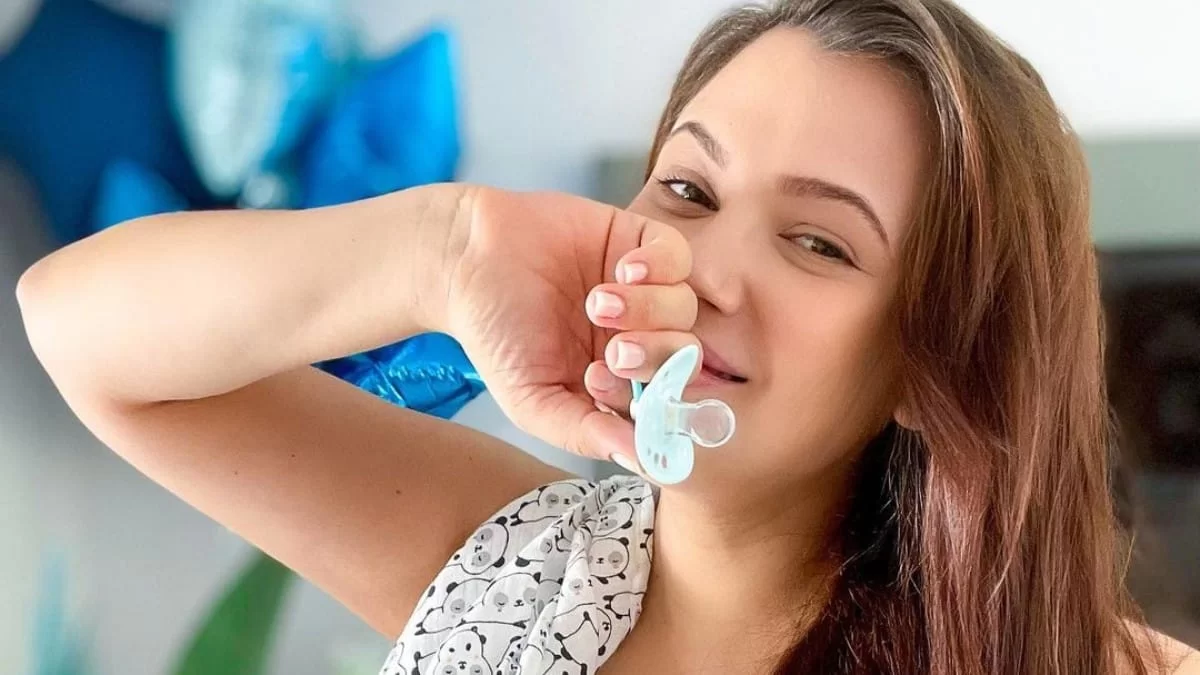 Ξεκίνησε θεραπεία η Λάουρα Νάργες - Η φωτογραφία με τα σημάδια που απέκτησε στο σώμα της στην εγκυμοσύνη