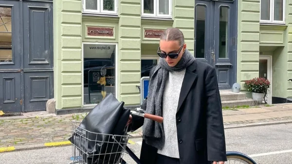 Clogs: Πως θα φορέσεις αυτά τα παπούτσια τον χειμώνα για να μοιάζεις με Γαλλίδα fashionista;