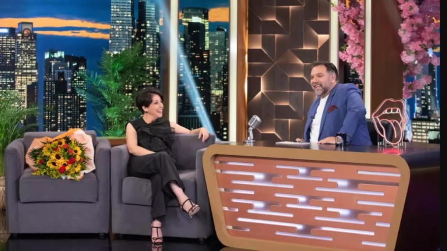 Οι 1/11 καλεσμένοι του Γρηγόρη Αρναούτογλου στο The 2night show