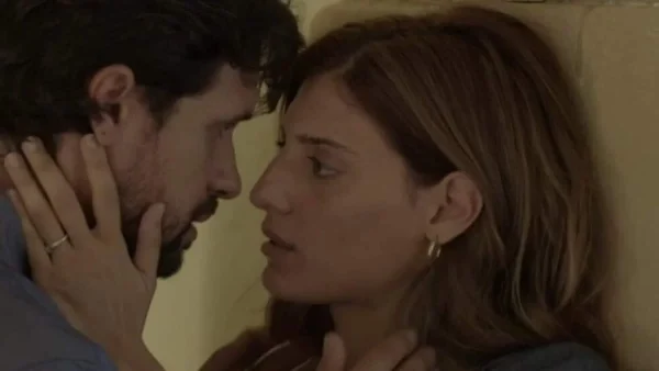 Σασμός - σούπερ αποκλειστικό: Αργυρώ και Αστέρης κάνουν έρωτα - «Μη με αφήνεις»