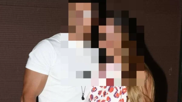 Είναι παντρεμένοι με παιδιά από το 2014 αλλά χώρισαν - Οριστικό διαζύγιο για γνωστό ζευγάρι της showbiz