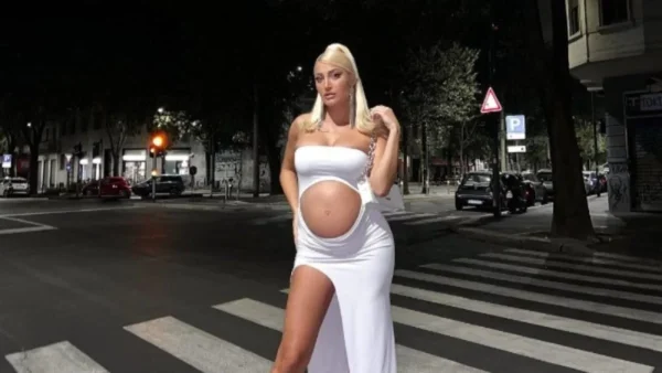 «Δηλαδή ηρεμήστε...» - Έξαλλη η Ιωάννα Τούνη με τα χιλιάδες μηνύματα που δέχεται