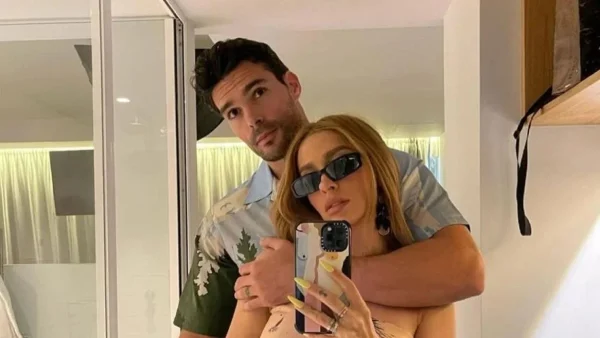 Ελένη Φουρέιρα - Αλμπέρτο Μποτία: Αυτός θα είναι ο νονός του παιδιού τους