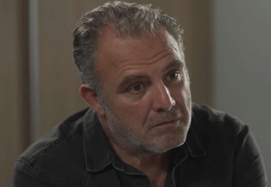 Γη της Ελιάς Στάθη πυροβολισμός