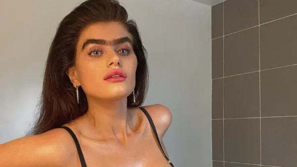 Δύο εντυπωσιακές (και τρομακτικές) εμφανίσεις της Σοφίας Χατζηπαντελή, για το Halloween