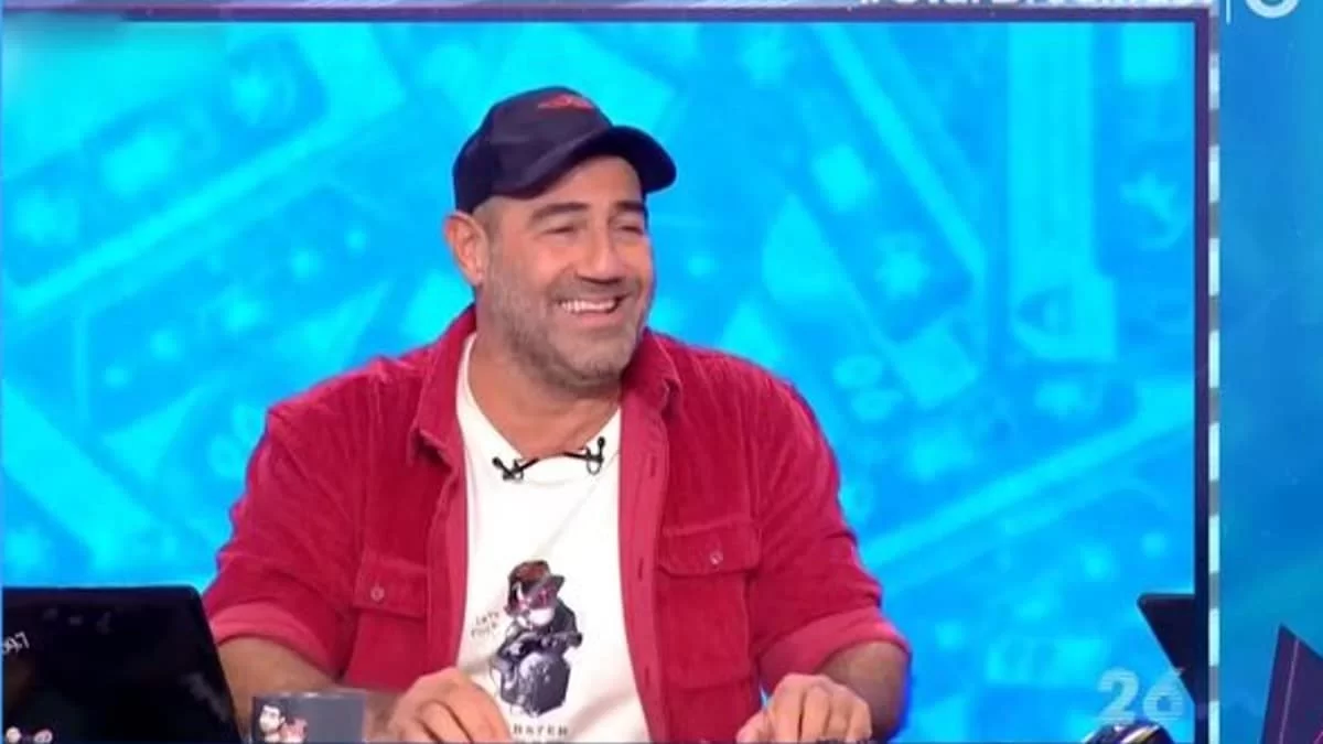 «Μπαίνω στο σπίτι και...» - Η ξεκαρδιστική ιστορία του Αντώνη Κανάκη με τον 3 ετών γιο του