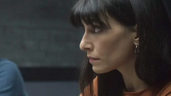 Κάνε ότι κοιμάσαι (21/11): Η Άννα πέφτει θύμα απαγωγής