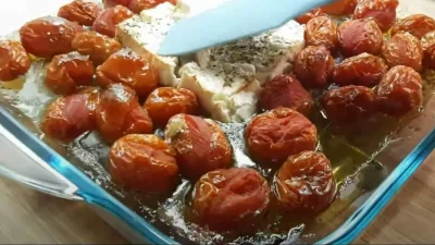 Θέλει 8 υλικά, τα 4 όμως υπάρχουν ήδη στην κουζίνα σου - Πανεύκολη μακαρονάδα με φέτα και ντοματίνια