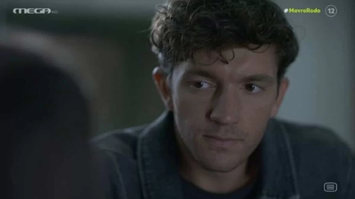 Μαύρο ρόδο: «Αχ, είπε ότι έχει δαγκώσει τη λαμαρίνα» - Χαμός στο twitter με την εξομολόγηση του Πέτρου στην Αλεξία για την Ελισάβετ