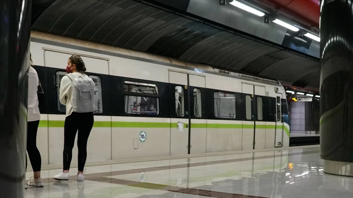 Κλείνουν σταθμοί του Μετρό και δρόμοι λόγω Πολυτεχνείου - Τι πρέπει να προσέξουν πολίτες και οδηγοί