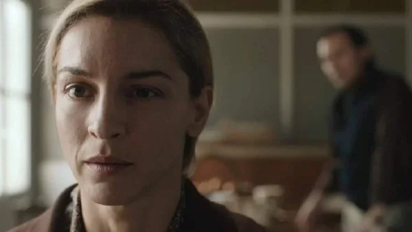 Μια νύχτα του Αυγούστου (20/11): Η Μαρία παρενοχλείται από τον αρχιδεσμοφύλακα Ντρετάκη