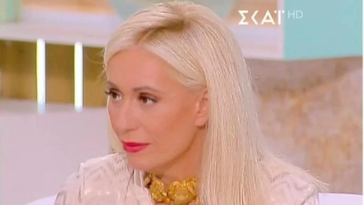 «Δηλαδή τώρα εσείς είστε ερωτευμένοι;» - Άφωνοι στο πλατό του ΣΚΑΪ με την ερώτηση της Μαρίας Μπακοδήμου