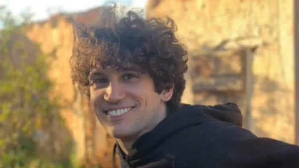 Σπάνια τους βλέπουμε μαζί - Αυτή είναι η μοναδική φωτογραφία του πρωταγωνιστή του Maestro, Ορέστη Χαλκιά με την σύντροφό του