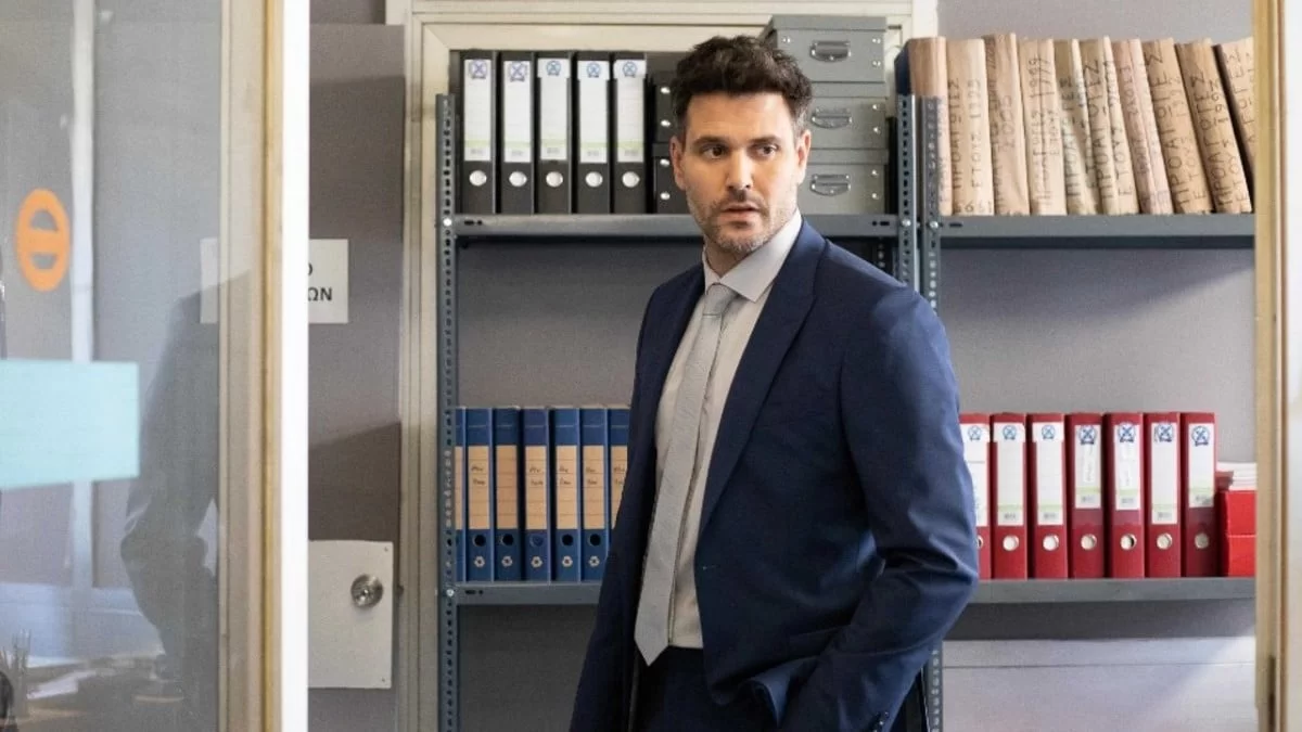 Παγιδευμένοι: Συνεχίζουμε την σειρά - Τον βρίσκουν νεκρό στο δάσος με μια σφαίρα καρφωμένη στο σώμα του