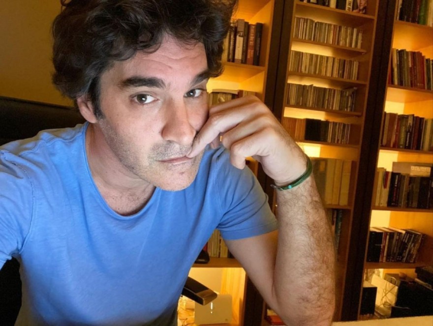 Χριστόφορος Παπακαλιάτης βιβλιοθήκη