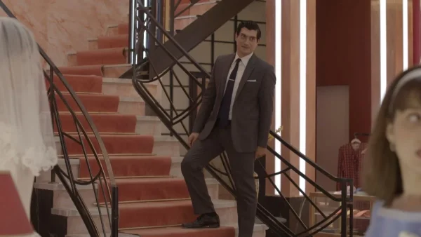 Παράδεισος των κυριών: Ο Πάρης κάνει μια μεγάλη αποκάλυψη στον Ντίνο